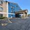 AmericInn by Wyndham Glendale Milwaukee