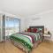 Oceans Waves - Luxury Apartment with ocean views - Ланселін