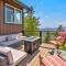 Skyline Lodge- 5 bedrooms with stunning views