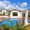 Villa Lara - 3bed Bangalow with Large Pool