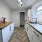 Comfortable Stay At Our 3br Flat Near The City
