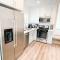 Warm and Welcoming Studio Space In Hollywood-BR16-BH - لوس أنجلوس
