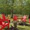 Hot Tub, FirePit, Large Yard, Screened Porch, WiFi