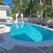 Beachside Bliss Pool Retreat Half mile to Beach - هوليوود