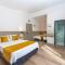 Lemon Hotel