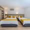 Lemon Hotel