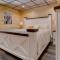 NEW BUILD-5BD-Hottub-WIFI-Theater-Pool Tble-ROKU - Pigeon Forge