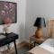 Quiet, convenient & Modern Haven