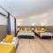 Lemon Hotel