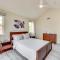 13 Mi to Dtwn Denver Arvada Townhome with Deck