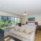 Ilikai Tower 438 Lagoon View 1BR