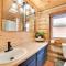 Diamond Lake Waterfront Cabin with Deck and Dock! - Tustin