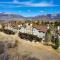 Snowbasin Lakehouse with Hot Tub and Resort Amenities - Huntsville