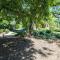 Holiday Home in Cazouls with Pool & Vineyards