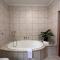 B Shocked Manor - Lux Suites - 开普敦