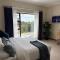 B Shocked Manor - Lux Suites - 开普敦