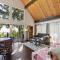 Warm and Cozy Mountain and Lake View Haven cottage - Kelseyville