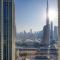 Luxury and Elegant 2BR with Burj Khalifa View - Dubaj