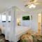 Spacious Las Vegas Getaway with Private Pool and Spa! - لاس فيغاس