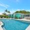 NEW Paradise Palm Bungalow 4 bed 2 bath with Heated Pool - ويست بالم بيتش