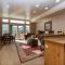 Snowbasin Haven with Hot Tub and Resort Amenities - Huntsville