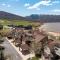 Lakeside Lodging with Lake Views and Hot Tub - Huntsville