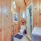 Peaceful Wooden Cabin, 2 Mi to Bass Lake! - Oakhurst
