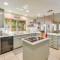 1 Mi to Applegate Park Zoo Home with Fire Pit! - Merced
