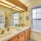 1 Mi to Applegate Park Zoo Home with Fire Pit! - Merced