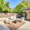 1 Mi to Applegate Park Zoo Home with Fire Pit! - Merced
