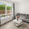 Beautiful 1 BR apt with private patio and free parking - Dunollie