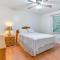 Murrells Inlet Home with Deck about 4 Mi to Marsh Walk! - 默特尔比奇