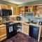 Private Cabin- Breakfast - Double Tub - 75in TV - SUP - Washer Dryer - BBQ - West Point
