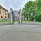 Apartment with Deck in Albany, Walk to Downtown! - Олбані