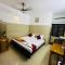Priya lodge