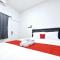 RedDoorz near STIE YKPN 3 - Seturan