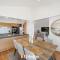 Riverview Apartment 2.4