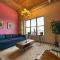 Modern 2BR Loft with Amazing City Skyline View and Optional Parking for 8 Guests Near McCormick Place and Soldier Field