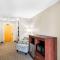 Quality Inn & Suites Gorham Riverside