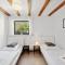 ANDRISS - Travel & Work - 5 BR - Kitchen - Parking