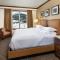 Aspen Ritz-Carlton 3 Bedroom Residence With Full Service Resort Amenities And True Ski In, Ski Out Access