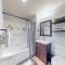 1 Bedroom Mountain Chic Condo In River Run Village Just A Short Walk To Shopping, Dining, And Skiing - Keystone