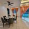 Azalea Homestay with Private Pool - Jenjarum