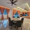 Azalea Homestay with Private Pool - Jenjarum