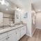 Luxury 3BR resort Condo walking distance to Epic Universe, Convention center and Icon Park