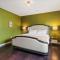VioletSuitesPDX Boutique Hotel