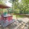 Deck and Dock Access Lakefront Grove Cabin! Deck and Dock Access Lakefront Grove Cabin!