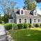 Pristine Multi-Family Home w Barn Game Room - Чатем