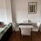 Cozy, family-friendly 2 bed apt with parking