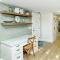 LaPlaya 206C Gorgeous vistas of the Gulf from this light and bright end unit with private access to the beach - لونغبوت كي